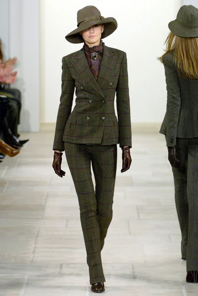 Look 11